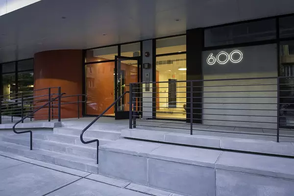 Hoboken, NJ 07030,600 HARRISON ST  #404