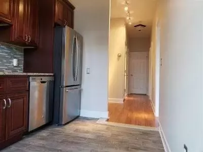 Weehawken, NJ 07086,220 JANE ST  #2