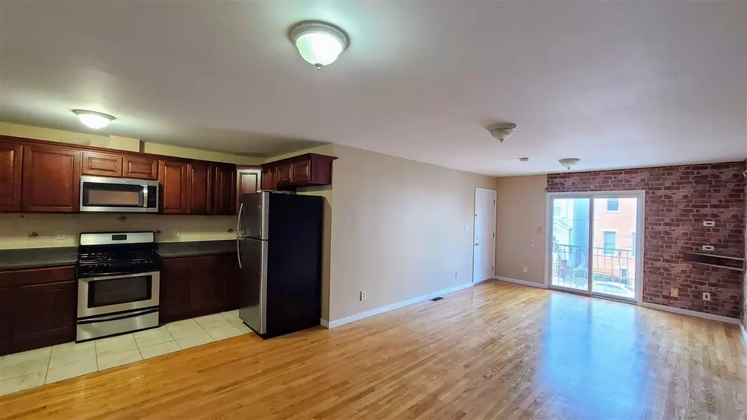 55 GRACE ST  #1, Jc Heights, NJ 07307
