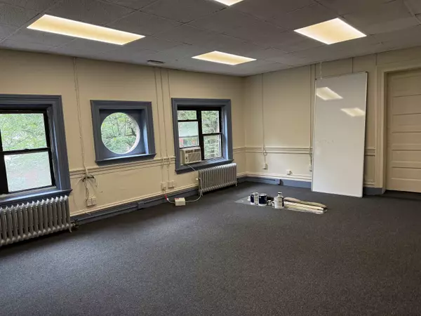 Hoboken, NJ 07030,1 NEWARK ST #23