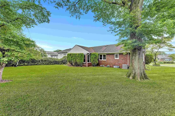 Clifton, NJ 07013,34 CARLINE DR