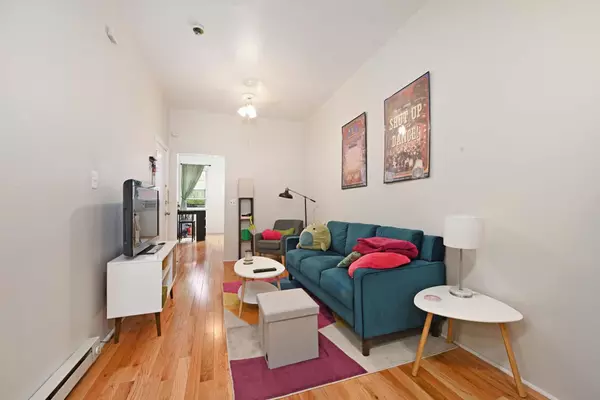 Hoboken, NJ 07030,323 GRAND ST  #4R