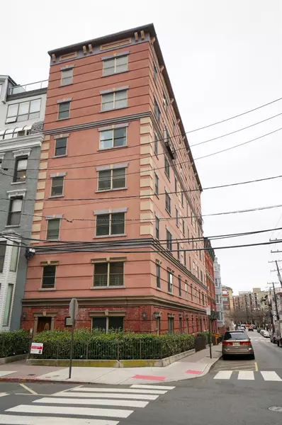 84 BLOOMFIELD ST  #16, Hoboken, NJ 07030