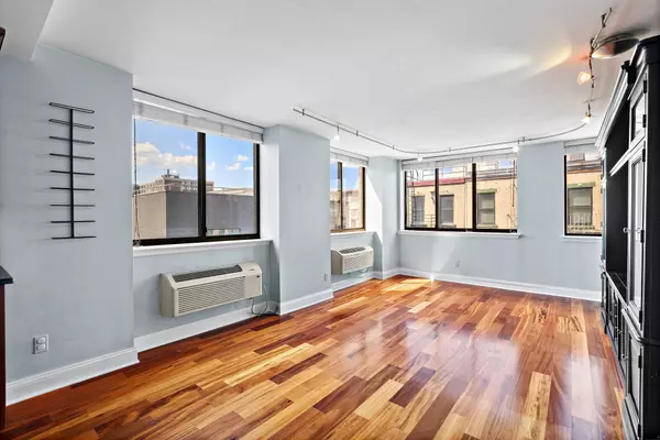 Hoboken, NJ 07030,300 NEWARK ST  #5i