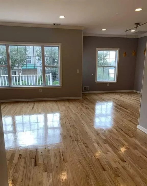 North Bergen, NJ 07047,60 BERGEN RIDGE RD  #1