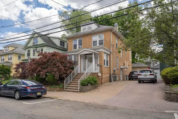 413 76TH ST, North Bergen, NJ 07047