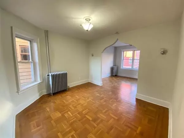 Jc Journal Square, NJ 07306,99 STUYVESANT AVE  #2