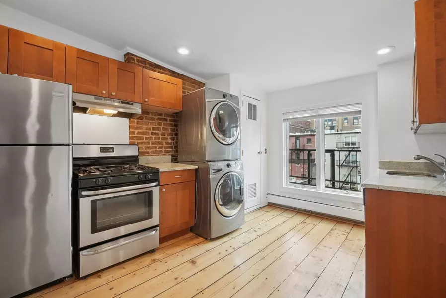 224 8TH ST  #2, Jc Downtown, NJ 07302