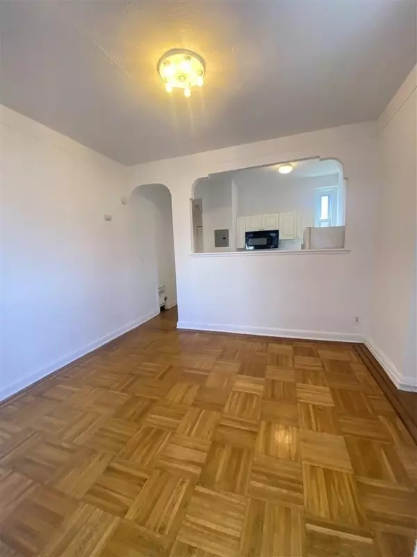 Hoboken, NJ 07030,410 WASHINGTON ST  #10