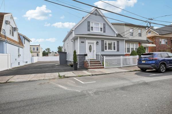 1711-1713 47TH ST, North Bergen, NJ 07047