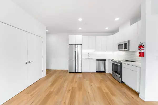 Bayonne, NJ 07002,175 WEST 7TH ST  #505