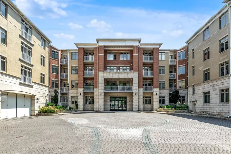 7400 RIVER RD  #433, North Bergen, NJ 07047