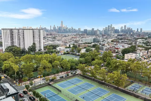 Union City, NJ 07087,206 BERGENLINE AVE