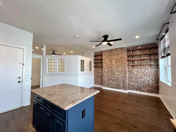 Hoboken, NJ 07030,1027 WASHINGTON ST  #4F