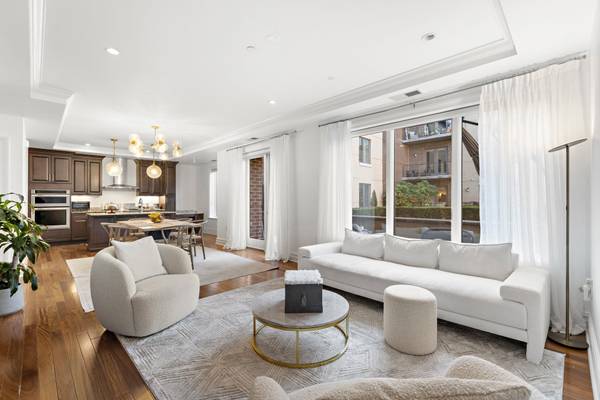250 HENLEY PL  #206, Weehawken, NJ 07086