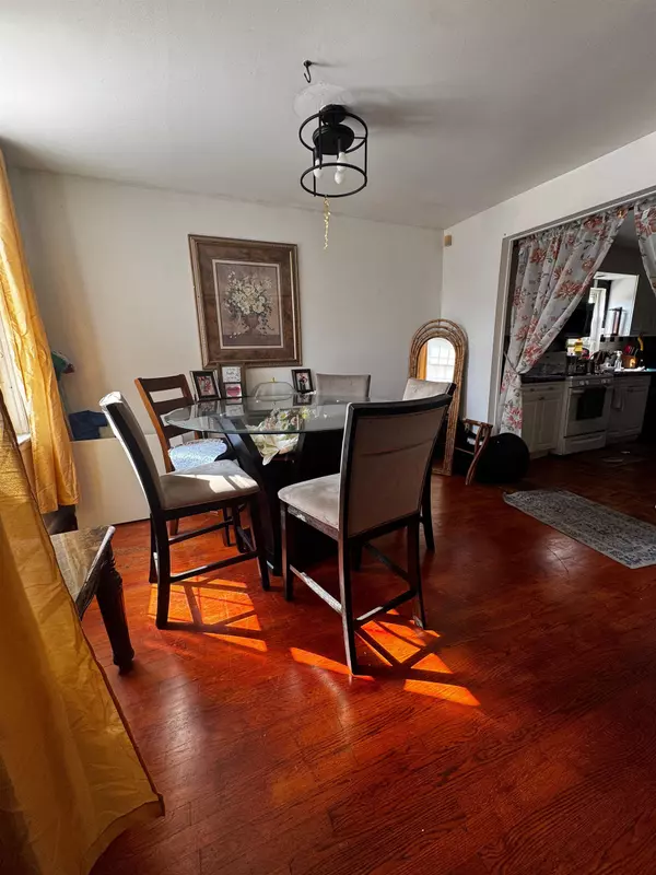 Fairview, NJ 07022,300 DELANO PL