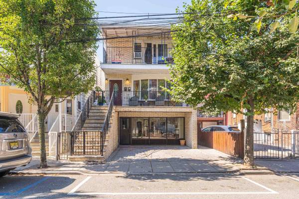 411 46TH ST, Union City, NJ 07087