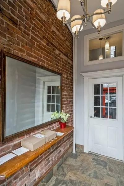 Jc Downtown, NJ 07302,218 NEWARK AVE #1