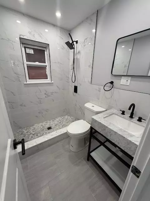 North Bergen, NJ 07047,8516 3RD AVE  #4