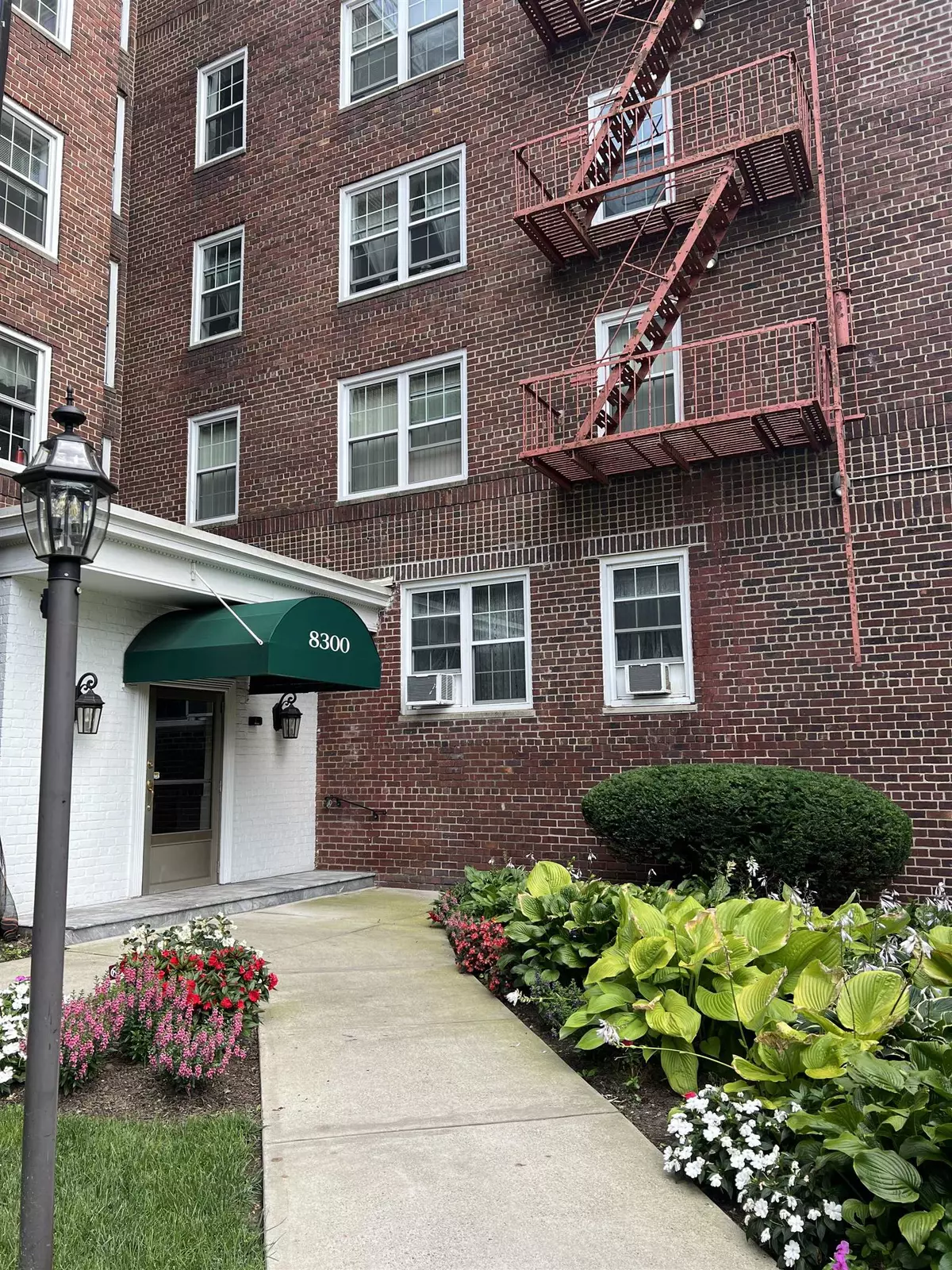 North Bergen, NJ 07047,8300 BLVD EAST  #4G