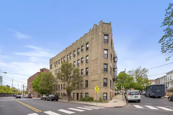 787 SUMMIT AVE  #9, Jc Heights, NJ 07307