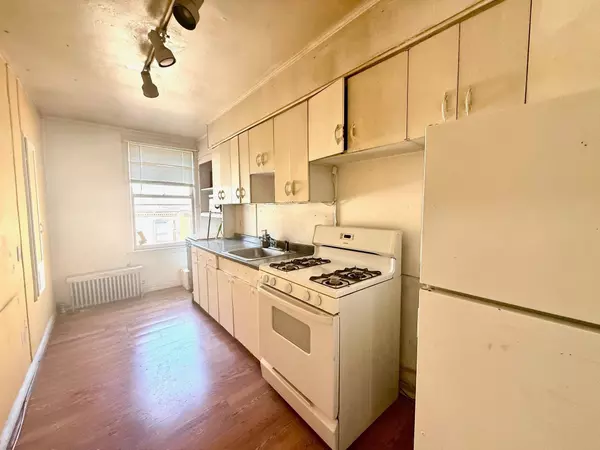 Hoboken, NJ 07030,522 WASHINGTON ST  #3