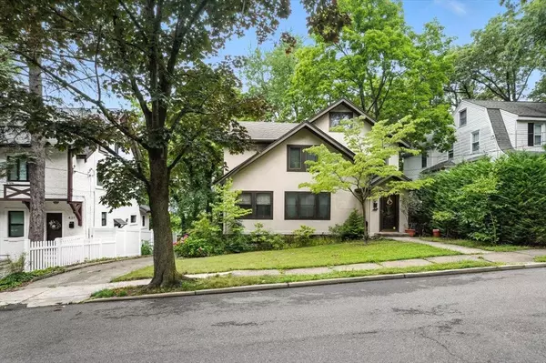 435 PARK AVE, Leonia, NJ 07605