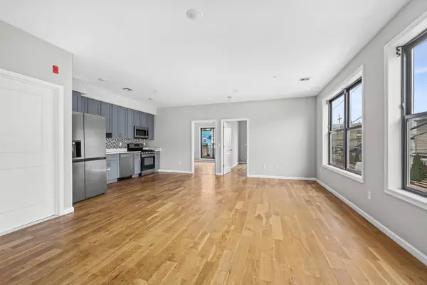 Bayonne, NJ 07002,295 BROADWAY