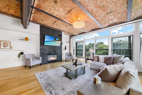 Jc Downtown, NJ 07302,174 WASHINGTON ST  #G-1