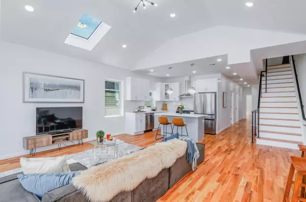 85 MYRTLE AVE #1, Jc Greenville, NJ 07305
