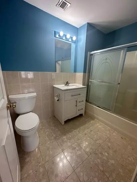 Secaucus, NJ 07094,103 MOLLER ST