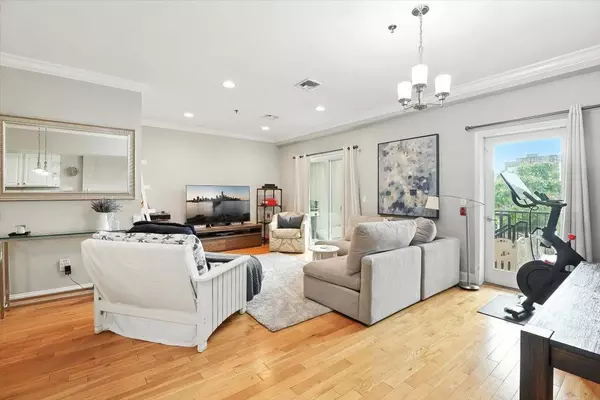 Hoboken, NJ 07030,128 ADAMS ST #2