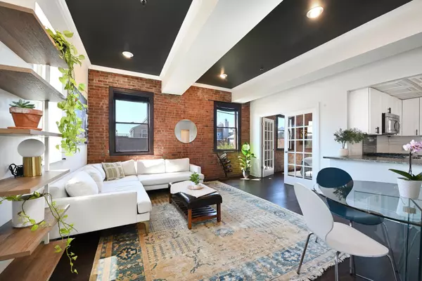 Jc Downtown, NJ 07302,357 VARICK ST #526B