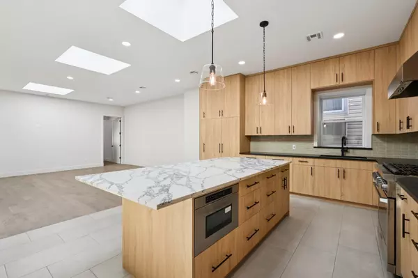 6500 DURHAM AVE, North Bergen, NJ 07047