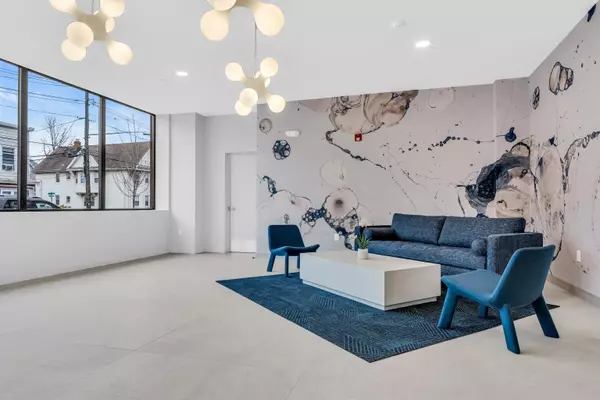 Bayonne, NJ 07002,345 AVENUE A  #201