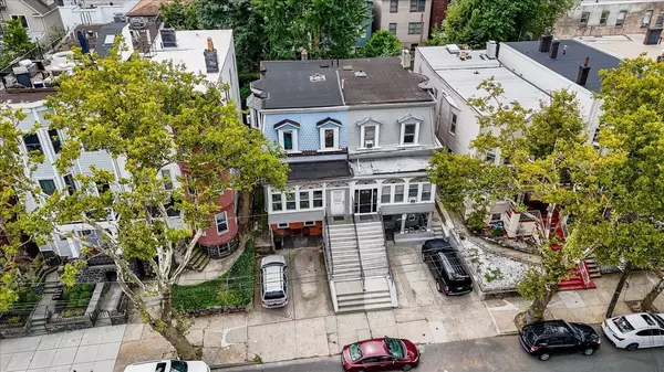 Jc Heights, NJ 07307,51 BOORAEM AVE