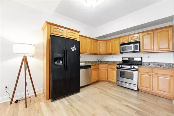 85 BROADWAY  #1E, Jc Journal Square, NJ 07306