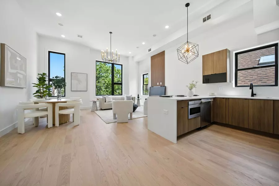 59 WAVERLY ST  #2, Jc Heights, NJ 07306