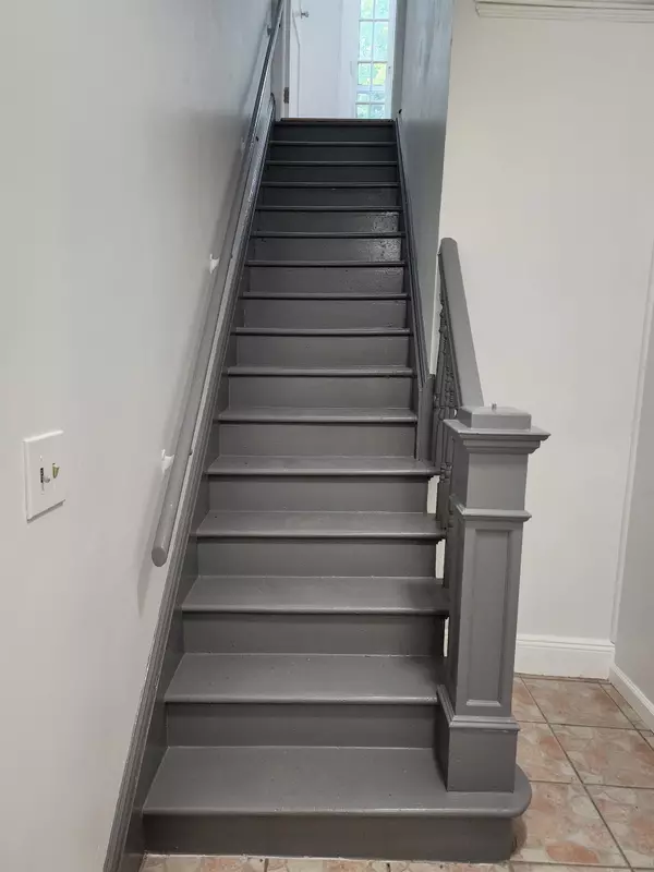 Englewood, NJ 07631,65 WEST IVY LANE #2