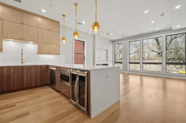 160 CENTRAL AVE  #2, Jc Heights, NJ 07307