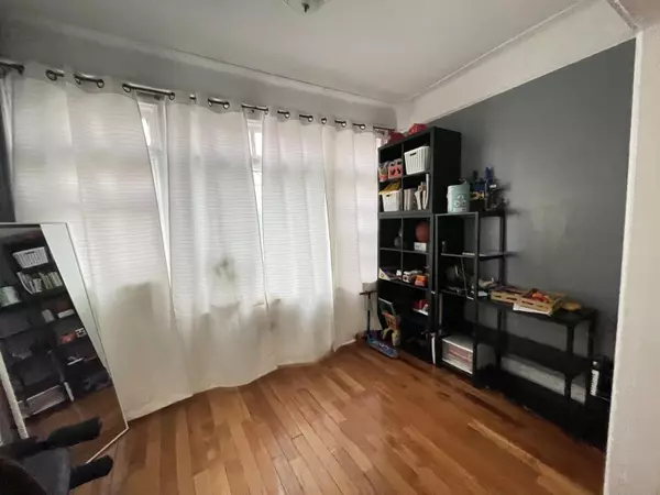 Jc Bergen-lafayett, NJ 07305,33 CLERK ST