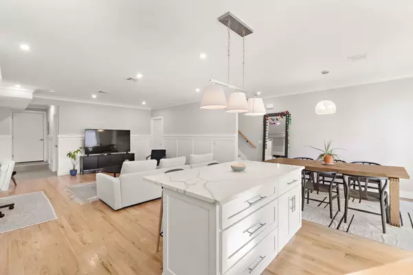 Fairview, NJ 07022,319 8TH ST ##1