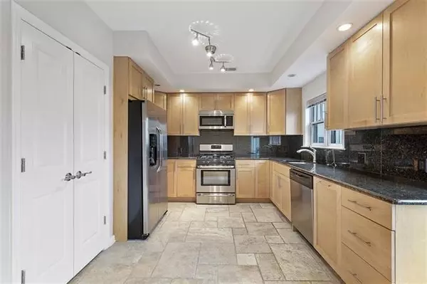 Jc Bergen-lafayett, NJ 07304,437-1 WHITON ST  #1