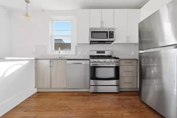 Jc Heights, NJ 07307,76 BOWERS ST