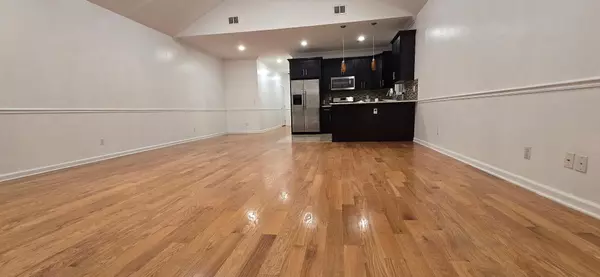 Jc West Bergen, NJ 07305,47 TERHUNE AVE  #2