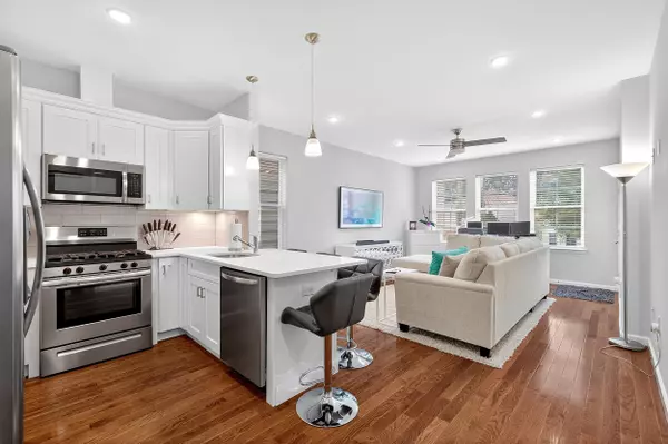 Bayonne, NJ 07002,93 EVERGREEN ST