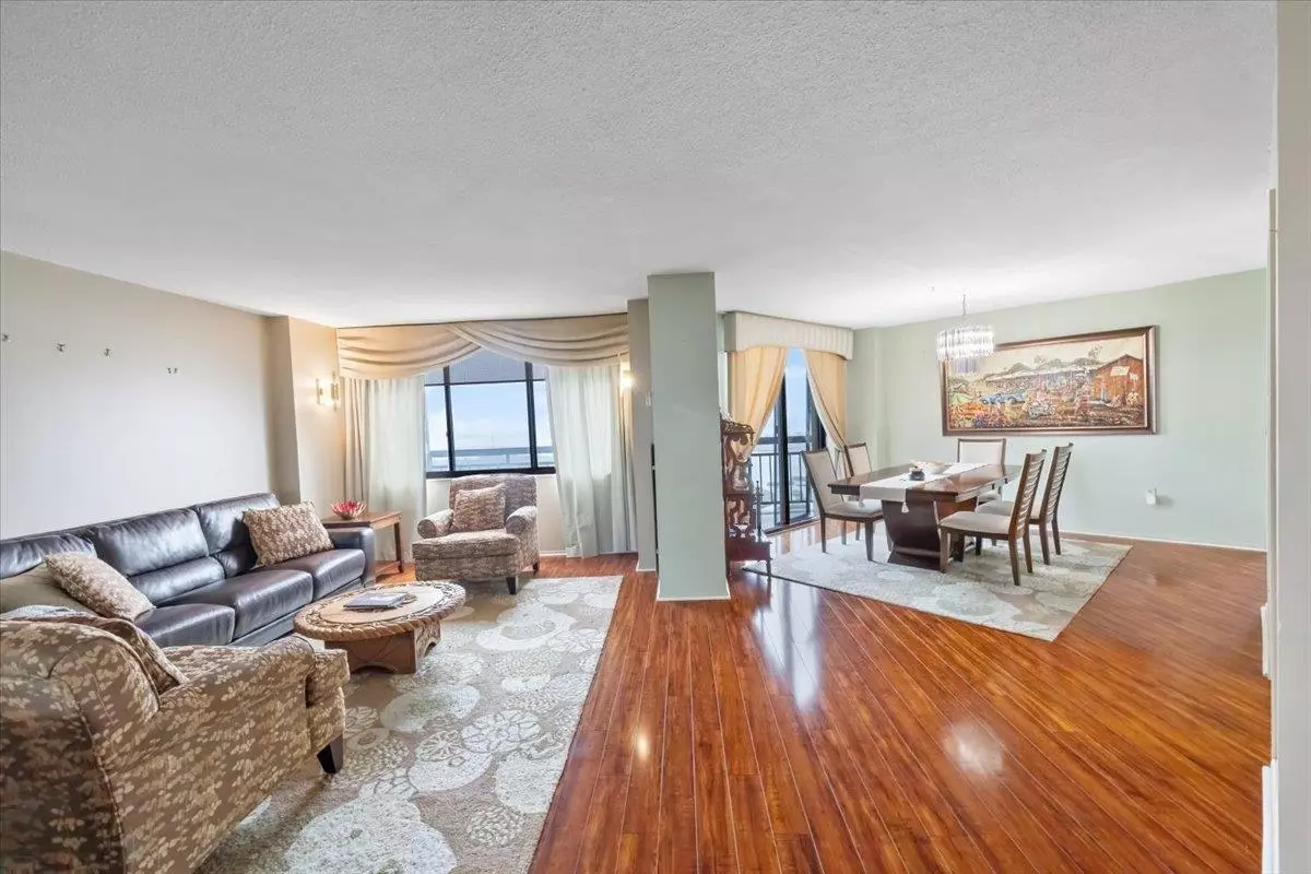 Secaucus, NJ 07094,2006 HARMON COVE TOWER