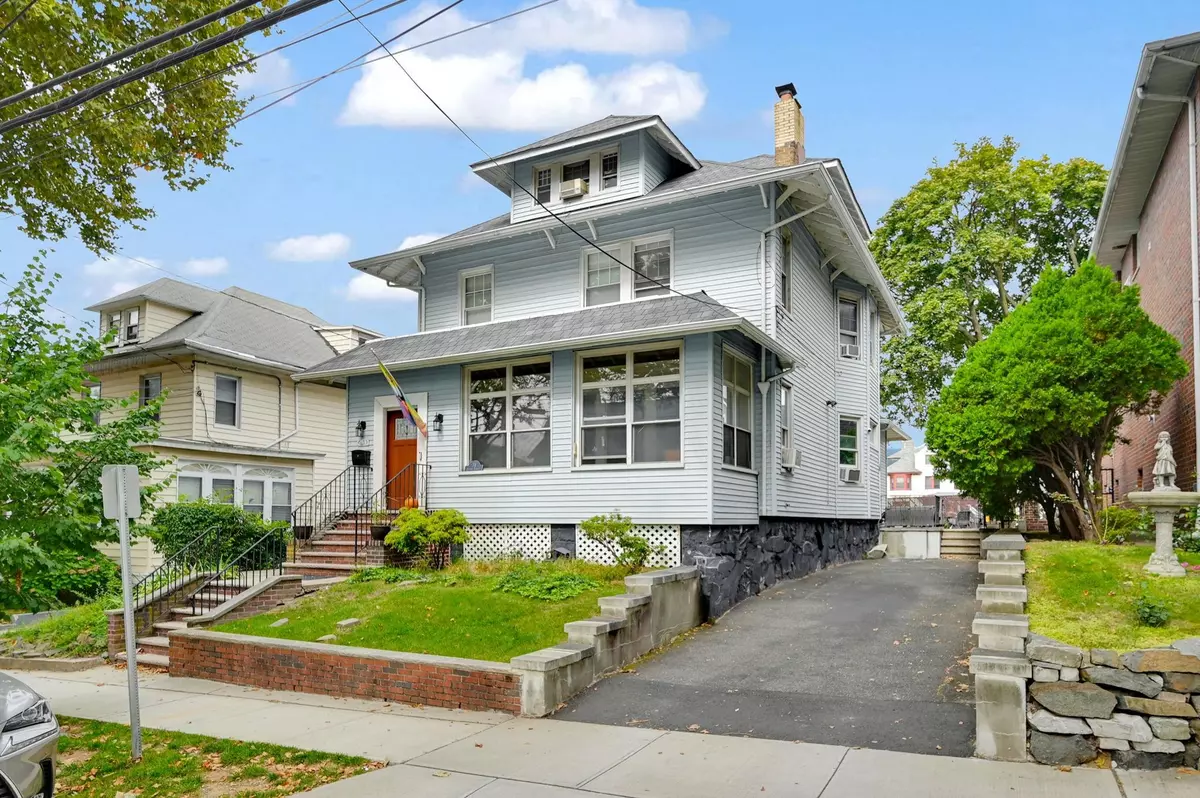 Weehawken, NJ 07086,74-76 CLIFTON TERRACE