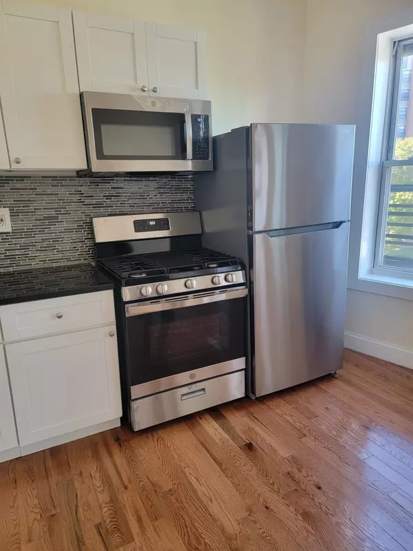 Jc Greenville, NJ 07305,100 LINDEN AVE  ##11