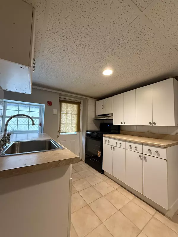 North Bergen, NJ 07047,1430 44TH ST  #1